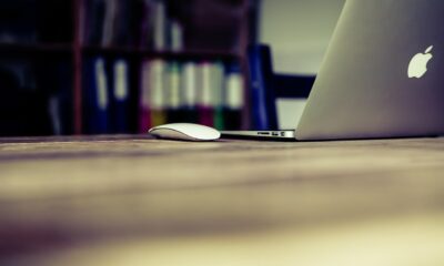 Your Blog Marketing Goals for 2012: Boost Traffic & Leads